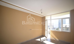 Daire 3-oda 75 m² - İlya Çavçavadze, Batumi