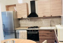 Daire 57 m² Daire - Şalva Inasaridze, Batumi, Gürcistan