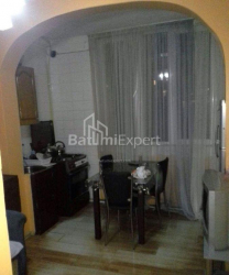 Daire 4-oda 80 m² - Petra Melikişvili, Batumi