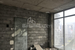 Daire 4-oda 75 m² - Şerif Khimshiashvili, Batumi
