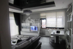 Daire 148 m² Daire - Şerif Khimshiashvili, Batumi, Gürcistan