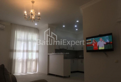 Daire 80 m² Daire - Şalva Inasaridze, Batumi, Gürcistan
