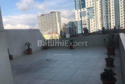 Daire 3-oda 168 m² - Zuraba Gorgiladze, Batumi