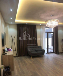 Daire 4-oda 110 m² - Yurievskaya, Batumi