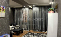 Daire 100 m² Daire - Şerif Khimshiashvili, Batumi, Gürcistan