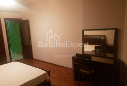 Daire 3-oda 100 m² - Yurievskaya, Batumi