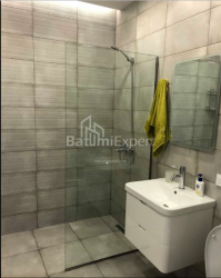 Daire 46 m² Daire - Selima Khimshiashvili, Batumi, Gürcistan