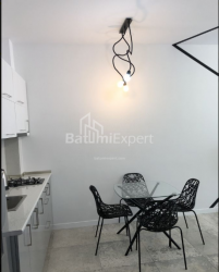 Daire 46 m² Daire - Selima Khimshiashvili, Batumi, Gürcistan