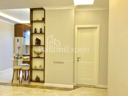 Daire 3-oda 102 m² - İlya Çavçavadze, Batumi