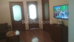 Daire 4-oda 70 m² - Şerif Khimshiashvili, Batumi