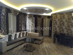 Daire 113 m² Daire - Şalva Inasaridze, Batumi, Gürcistan