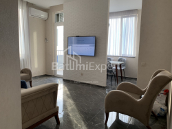 Daire 2-oda 52 m² - Şerif Khimshiashvili, Batumi