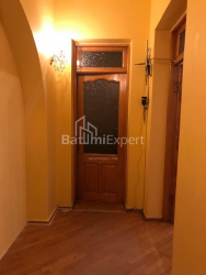 Daire 93 m² Daire - Ekvtime Takaishvili, Batumi, Gürcistan