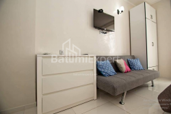 Daire 28 m² Daire - Şerif Khimshiashvili, Batumi, Gürcistan