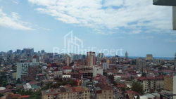 Daire 82 m² Daire - Alexandra Puşkin, Batumi, Gürcistan
