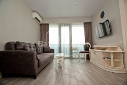 Daire 2-oda 50 m² - Şerif Khimshiashvili, Batumi