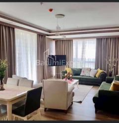 Daire 3-oda 88 m² - Rustaveli, Batumi