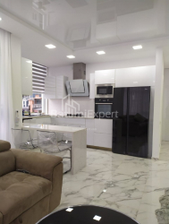 Daire 3-oda 75 m² - Niko Pirosmani, Batumi