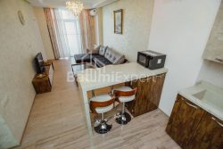 Daire 54 m² Daire - Şalva Inasaridze, Batumi, Gürcistan
