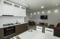 Daire 3-oda 71 m² - David Agmashenebeli, Batumi