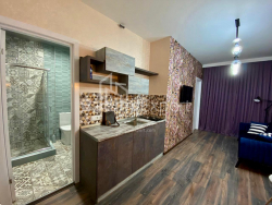 Daire 1-oda 35 m² - Lech ve Maria Kachinsky, Batumi