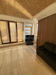 Daire 250 m² Daire - Şerif Khimshiashvili, Batumi, Gürcistan