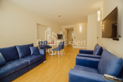 Daire 78 m² Daire - Şerif Khimshiashvili, Batumi, Gürcistan