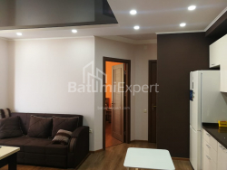 Daire 80 m² Daire - Zuraba Gorgiladze, Batumi, Gürcistan