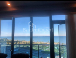 Daire 95 m² Daire - Lech ve Maria Kachinsky, Batumi, Gürcistan