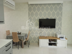 Daire 2-oda 50 m² - Vakhtang Gorgasali, Batumi