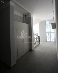 Daire 74 m² Daire - Şalva Inasaridze, Batumi, Gürcistan