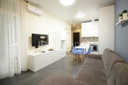 Daire 2-oda 47.5 m² - Şerif Khimshiashvili, Batumi