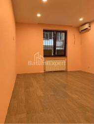 Daire 120 m² Daire - David Kdiaşvili, Batumi, Gürcistan