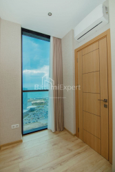 Daire 84 m² Daire - Kahramanlar Sokağı, Batumi, Gürcistan