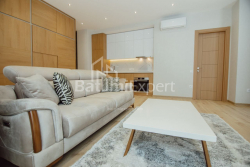 Daire 3-oda 84 m² - Kahramanlar Sokağı, Batumi