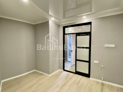 Daire 68 m² Daire - Şalva Inasaridze, Batumi, Gürcistan