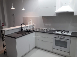 Daire 4-oda 93 m² - Niko Pirosmani, Batumi