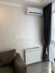 Daire 47 m² Daire - Şerif Khimshiashvili, Batumi, Gürcistan