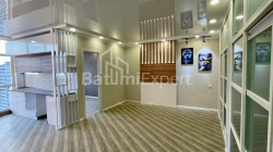 Daire 80 m² Daire - Şalva Inasaridze, Batumi, Gürcistan