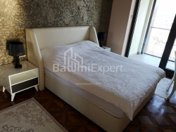 Daire 90 m² Daire - Rustaveli, Batumi, Gürcistan