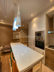 Daire 55 m² Daire - Rustaveli, Batumi, Gürcistan