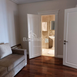Daire 84 m² Daire - Rustaveli, Batumi, Gürcistan