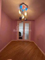 Daire 91 m² Daire - Şerif Khimshiashvili, Batumi, Gürcistan