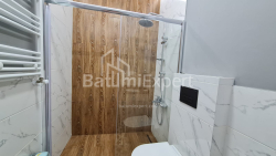 Daire 93 m² Daire - Selima Khimshiashvili, Batumi, Gürcistan