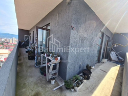 Daire 96.5 m² Daire - Petra Bagrationi, Batumi, Gürcistan