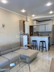 Daire 2-oda 58 m² - Niko Pirosmani, Batumi