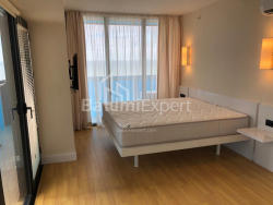 Daire 78 m² Daire - Şerif Khimshiashvili, Batumi, Gürcistan