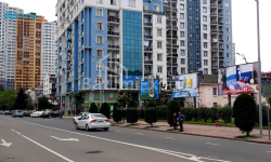 Daire 4-oda 84 m² - Niko Pirosmani, Batumi