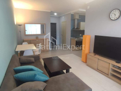 Daire 2-oda 50 m² - Şerif Khimshiashvili, Batumi