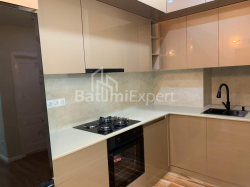 Daire 84 m² Daire - Şerif Khimshiashvili, Batumi, Gürcistan